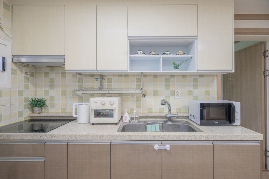 DongPyun House 302호 주방 수납